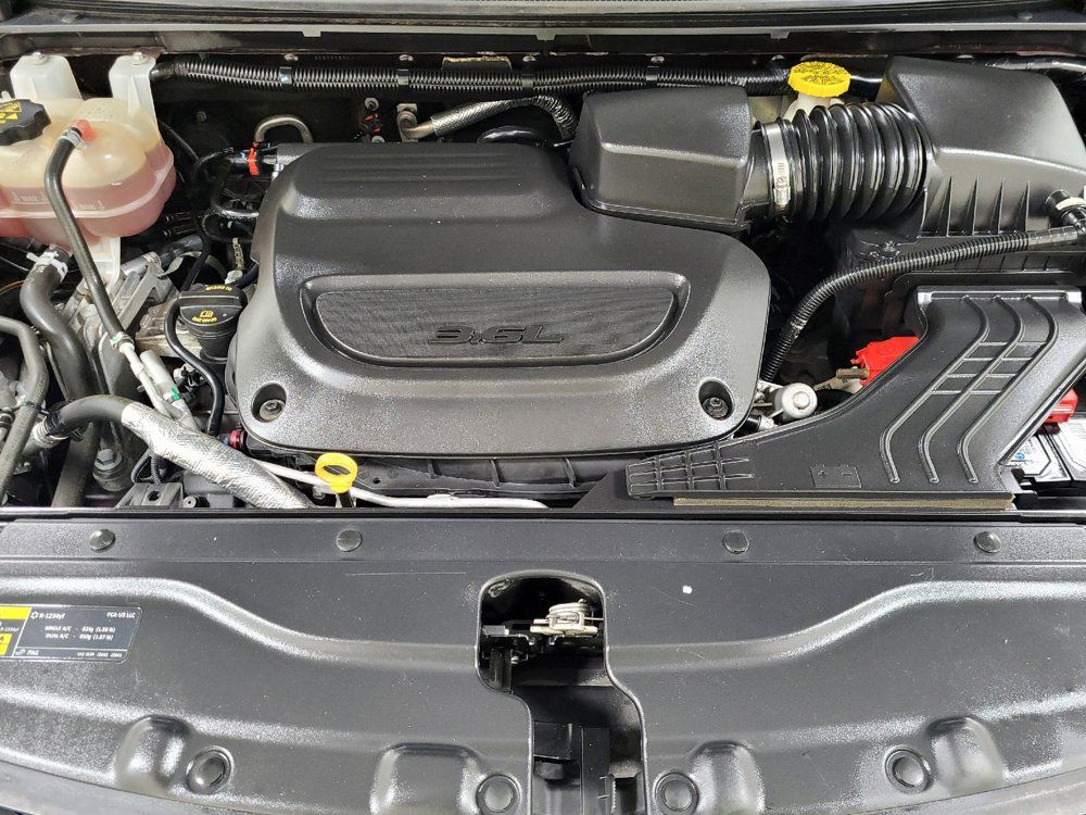 Used 2019 Chrysler Pacifica Touring-L FWD image 30