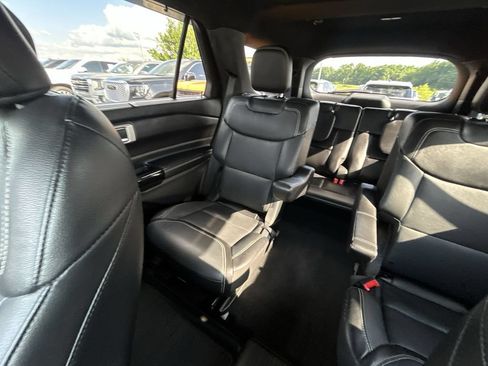 Used 2022 Ford Explorer ST w/ Equipment Group 401A AWD/4WD image 14