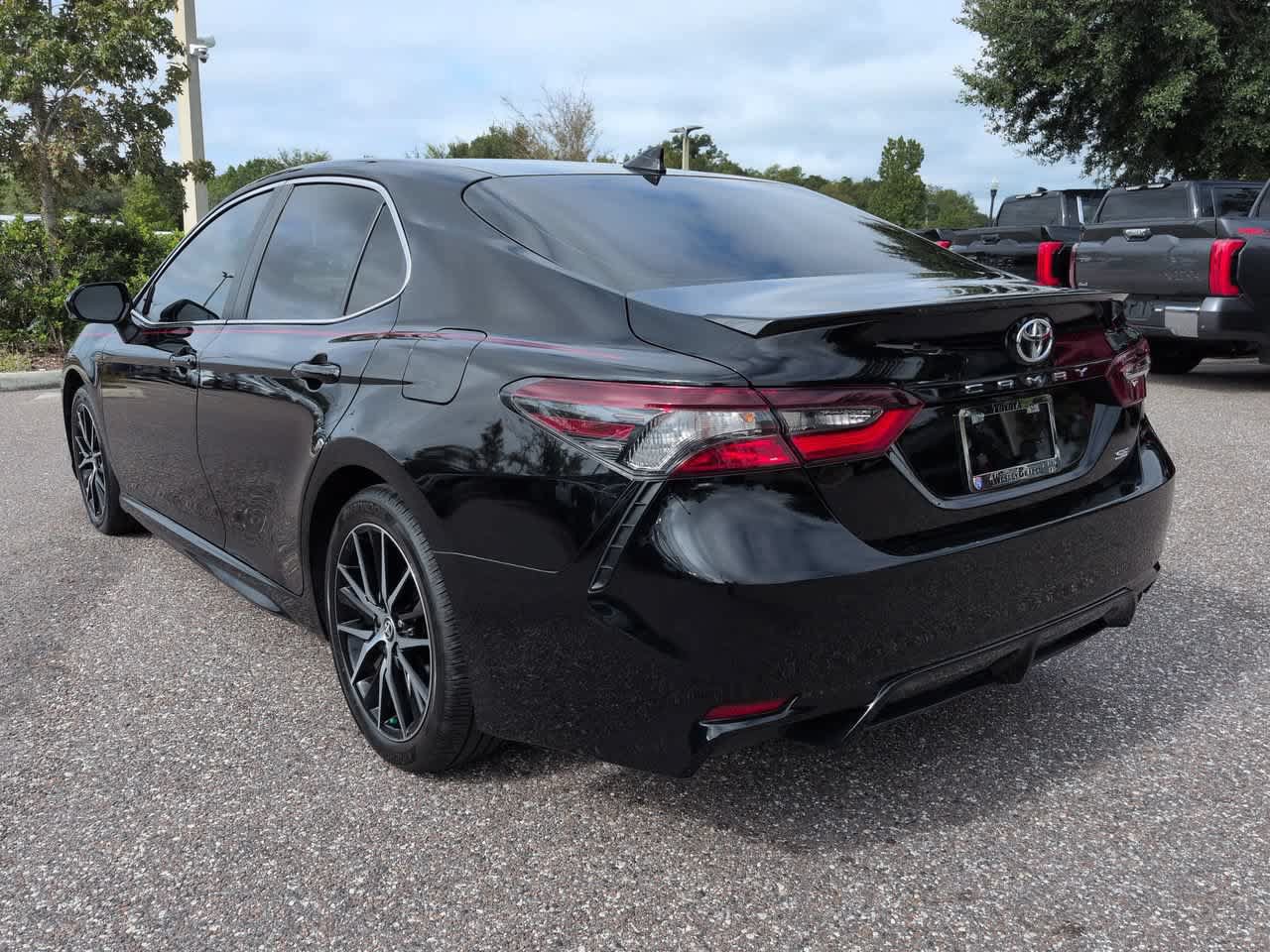 Certified 2024 Toyota Camry SE w/ Convenience Package FWD image 4