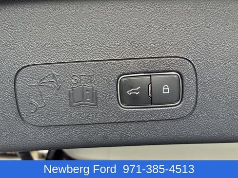 Used 2025 Lincoln Aviator Reserve w/ Equipment Group 201A AWD/4WD image 33