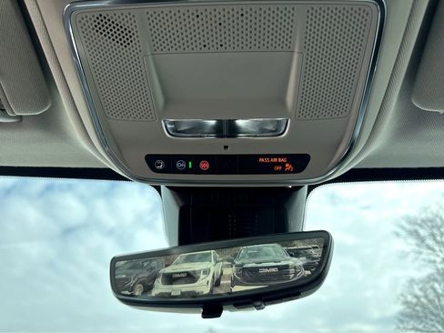 New 2026 GMC Terrain Denali w/ LPO, Floor Liner Package image 23