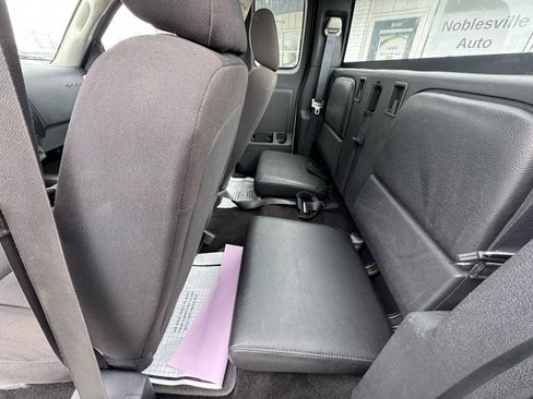 Used 2008 Mitsubishi Raider LS image 13