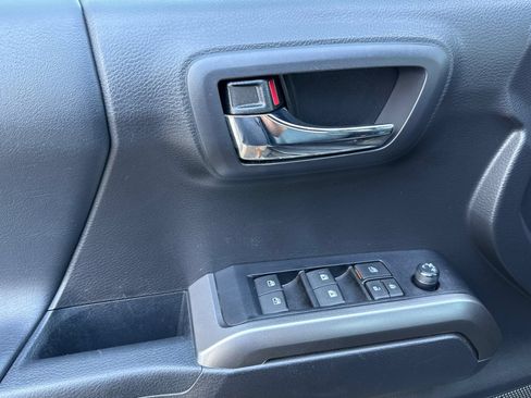 Used 2023 Toyota Tacoma Limited w/ Nightshade Package AWD/4WD image 11