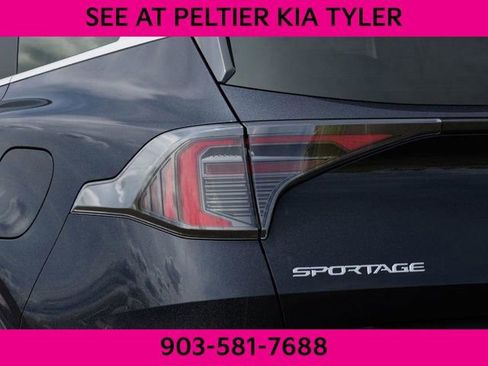 New 2026 Kia Sportage LX image 12