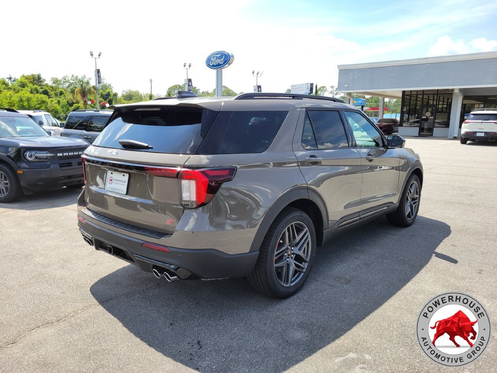 New 2027 Ford Explorer ST w/ Sun And Sound Package RWD image 6