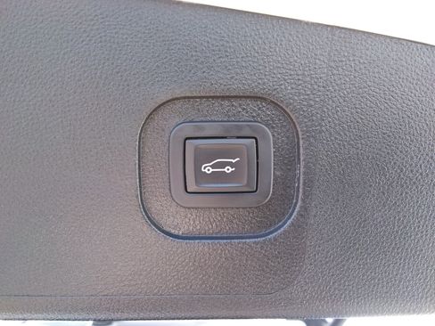 Used 2017 GMC Terrain Denali AWD/4WD image 9