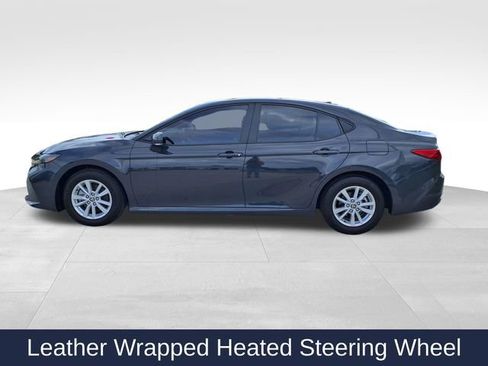 Used 2025 Toyota Camry LE w/ Convenience Package FWD image 5