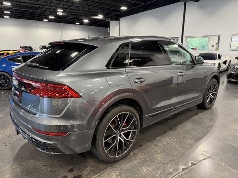 Used 2020 Audi Q8 Prestige w/ Prestige Package AWD/4WD image 7