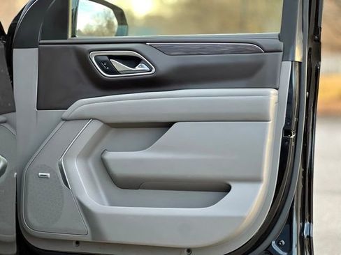 Used 2021 Chevrolet Tahoe LT image 23