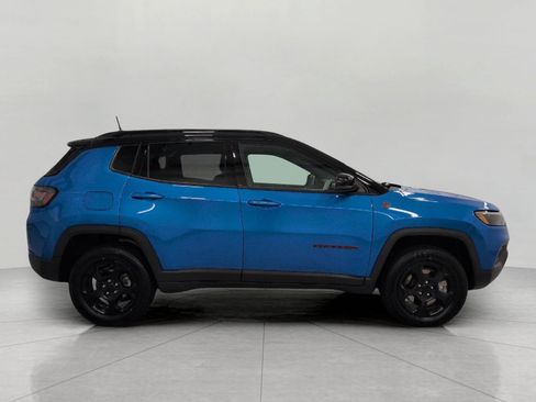 Used 2023 Jeep Compass Trailhawk w/ Trailhawk Elite Group AWD/4WD image 11