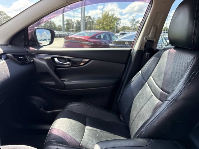 Used 2020 Nissan Rogue Sport SV w/ All-Weather Package FWD image 21
