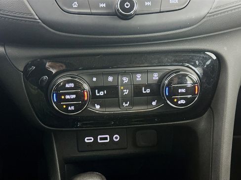 Used 2023 Buick Encore GX Essence w/ Experience Buick Package image 23