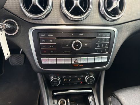 Used 2020 Mercedes-Benz GLA 250 4MATIC w/ Convenience Package image 15