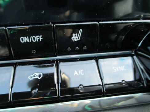 New 2026 GMC Canyon Elevation w/ Convenience Package image 20