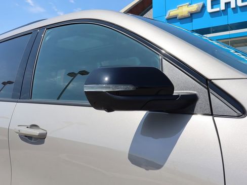 New 2026 Chevrolet Traverse Z71 w/ Enhanced Driving Package AWD/4WD image 2