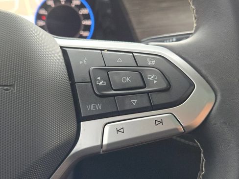 Used 2024 Volkswagen Atlas SEL AWD/4WD image 30