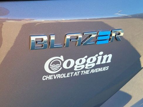 New 2026 Chevrolet Blazer EV LT w/ Super Cruise Package image 15