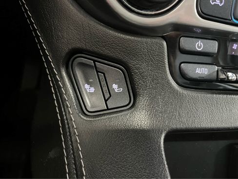 Used 2018 Chevrolet Tahoe LT image 36