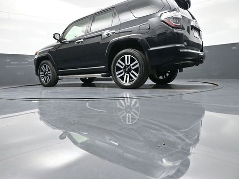 Certified 2022 Toyota 4Runner Limited image 31