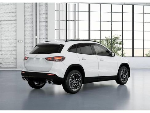 New 2026 Mercedes-Benz GLA 250 4MATIC image 21