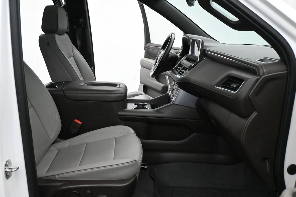 Used 2023 GMC Yukon XL SLT AWD/4WD image 28