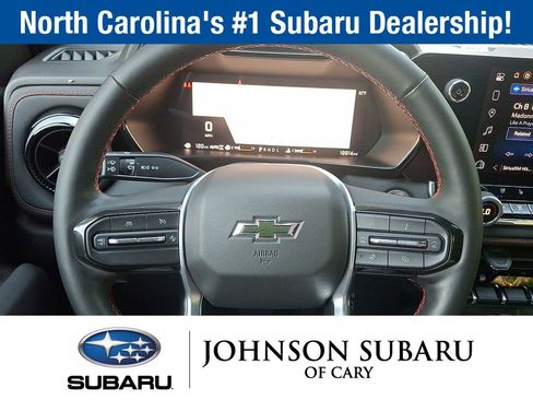 Used 2024 Chevrolet Colorado Z71 w/ Z71 Convenience Package 2 AWD/4WD image 18