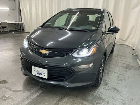 Used 2020 Chevrolet Bolt Premier w/ Infotainment Package image 7