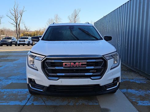 Used 2023 GMC Terrain AT4 w/ Tech Package image 3
