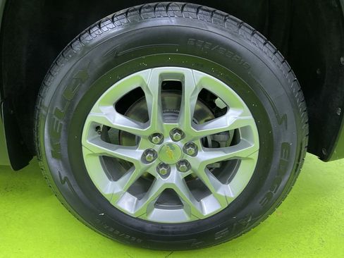 Used 2018 Chevrolet Traverse LS FWD image 13