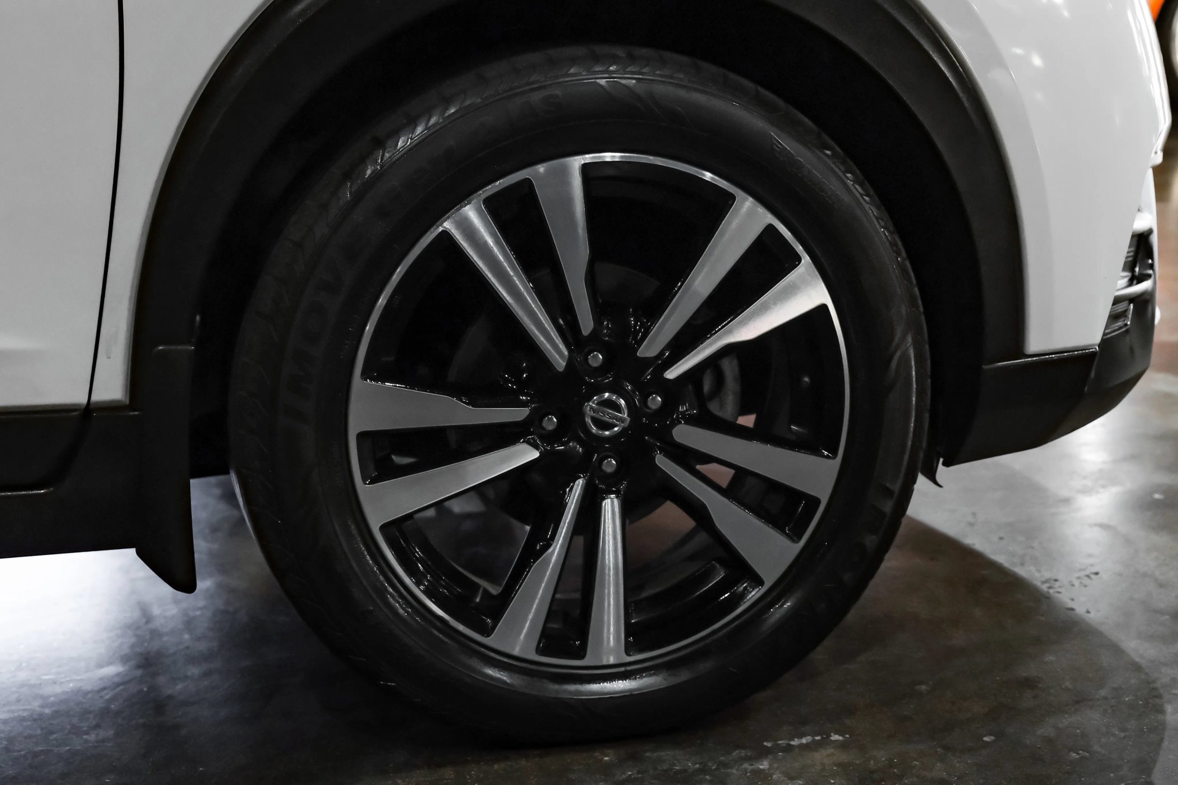 Used 2018 Nissan Kicks SV FWD image 44