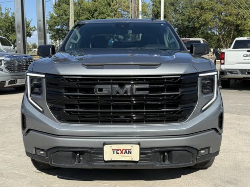 Used 2024 GMC Sierra 1500 Elevation w/ X31 Off-Road Package AWD/4WD image 10