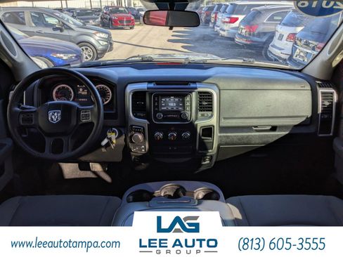 Used 2018 RAM 1500 Classic SLT image 14