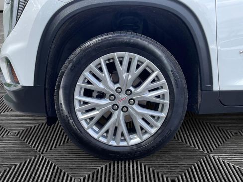 Used 2026 GMC Acadia Elevation w/ Elevation Premium Package AWD/4WD image 1