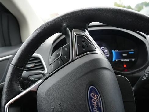 Used 2024 Ford Edge SEL AWD/4WD image 26