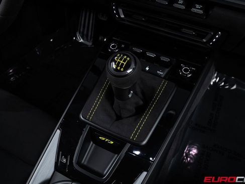 Used 2022 Porsche 911 GT3 image 32