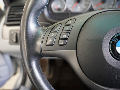 Used 2004 BMW M3 Coupe image 13