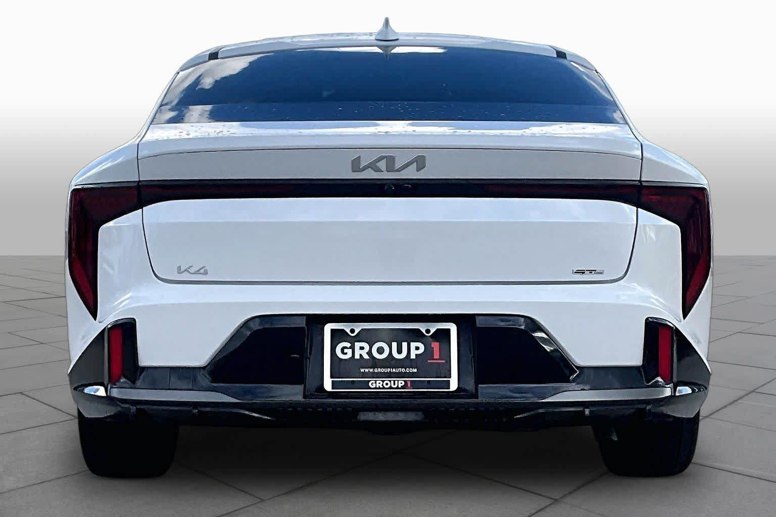 Used 2025 Kia K4 GT-Line w/ GT-Line Premium Package FWD image 5