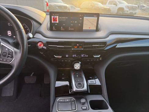 Used 2023 Acura MDX SH-AWD w/ Technology Package image 12