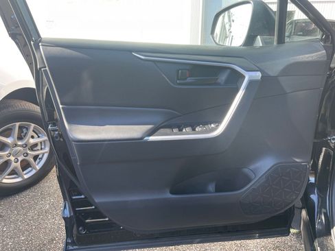 Used 2025 Toyota RAV4 LE image 20