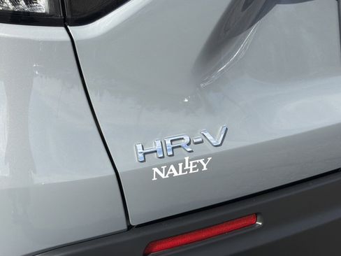 Used 2025 Honda HR-V Sport image 6