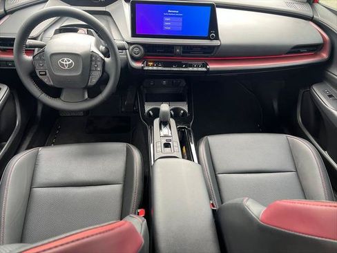 Certified 2026 Toyota Prius Plug-In Hybrid w/ Limited Premium Package FWD image 18