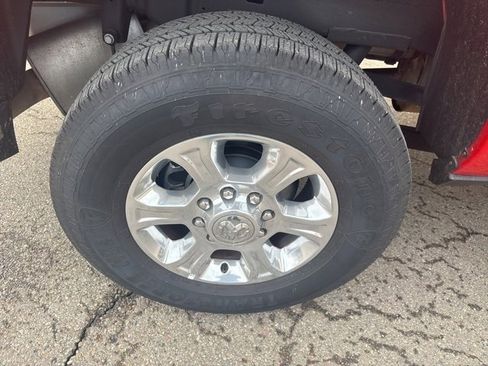 Used 2024 RAM 2500 Big Horn w/ Bed Utility Group image 11