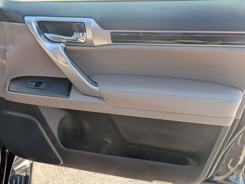 Used 2022 Lexus GX 460 Premium image 37