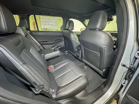 New 2026 Jeep Cherokee Limited AWD/4WD image 4