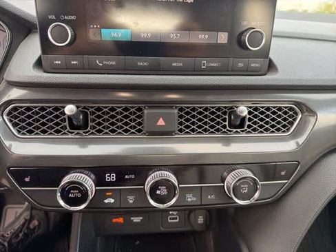 Used 2023 Acura Integra A-Spec image 18