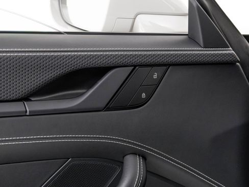 Used 2024 Porsche 911 GT3 image 34