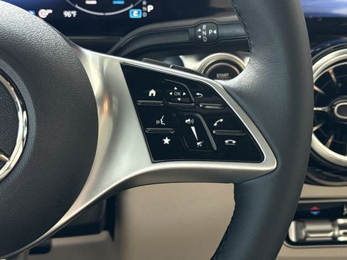 New 2026 Mercedes-Benz GLB 250 image 37