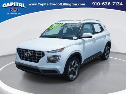 Used 2025 Hyundai Venue SEL