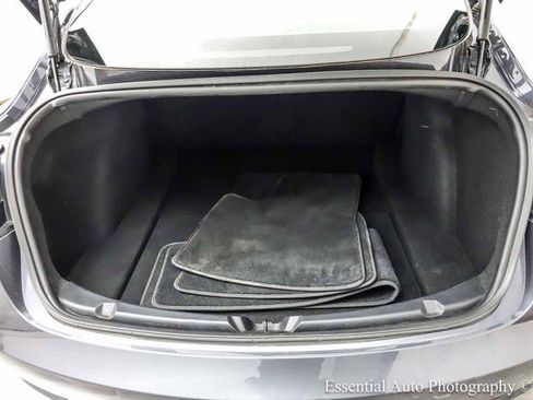 Used 2018 Tesla Model 3 Performance AWD/4WD image 32