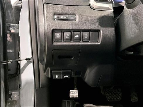 Used 2023 Nissan Murano SL image 37